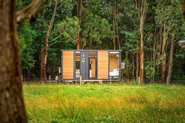Exterior - Buffalo Plains Tiny House by Tiny Away (Buffalo)