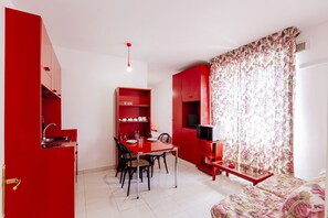 Interior - VILL' ANDREA (App. 5) (Cecina)