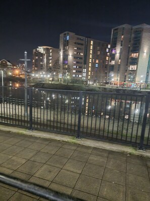 Apartment | Balcony - Captivating 1-bed Apartment in Manchester (Manchester)