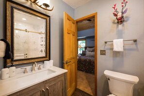 مجففات شعر، مناشف، صابون، شامبو