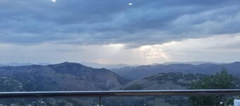 Navid's Holiday Resort and Hotel