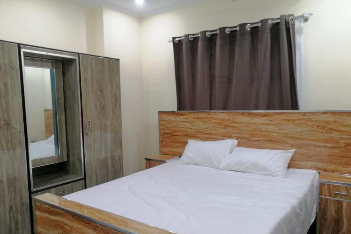 Deluxe appartement | 2 slaapkamers, geluiddichte muren, een strijkplank/strijkijzer