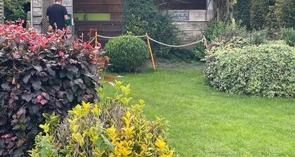 Beautiful Twin Glamping Pod in Salisbury