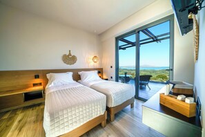 5 soverom, safe på rommet, strykejern/-brett og reiseseng for barn