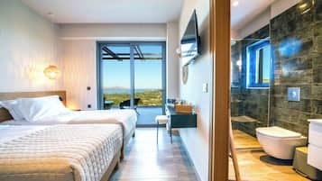 5 bedrooms, in-room safe, iron/ironing board, travel crib