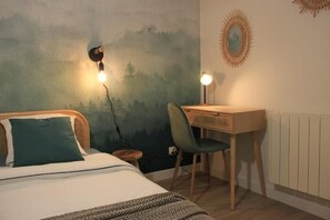 2 habitaciones, escritorio, wifi y ropa de cama 