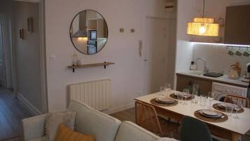 Televisión de pantalla plana