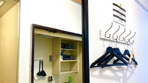 베이직 아파트, 금연 (Close to Namba/Kuromon Market-glo2003) | 1 개의 침실, 책상, 무료 WiFi, 각각 다른 스타일의 인테리어