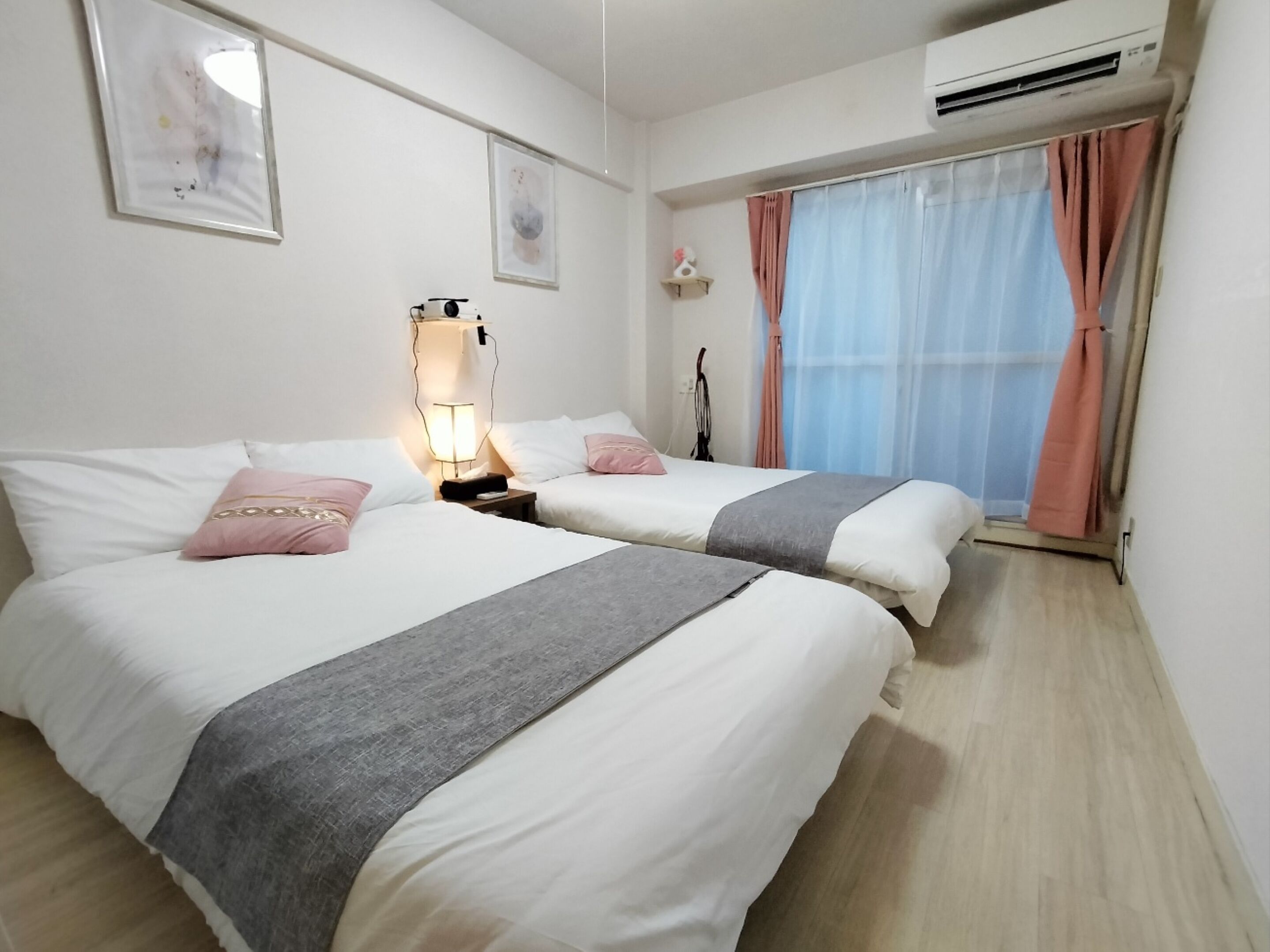 Close to Namba/Kuromon Market-glo6002 | 1 bedroom, individually decorated, desk, free WiFi