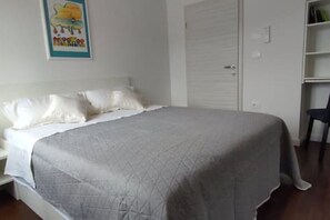 2 bedrooms, in-room safe, desk, iron/ironing board - Riviera Blue - new Apartment with beautiful seaview, whirlpool and parking (Opatija)