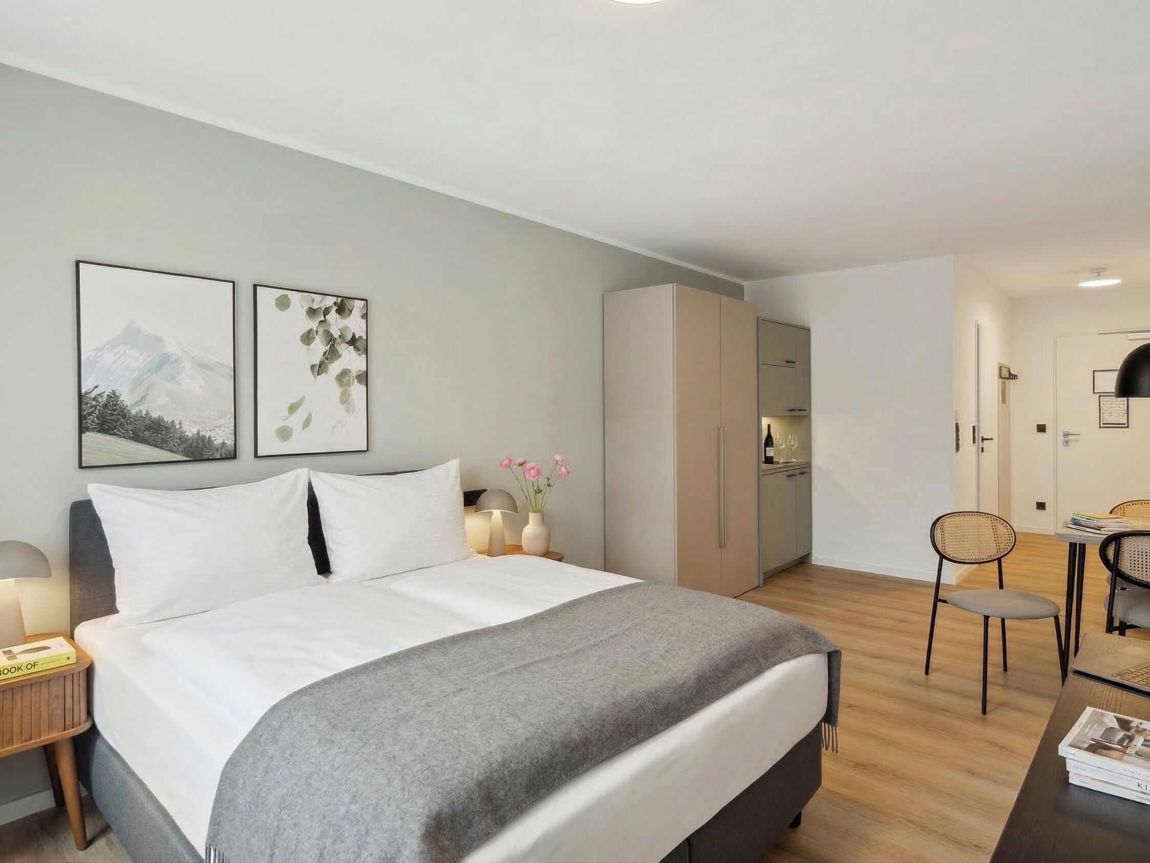 Queen Room | Decoración individual, mobiliario individual, escritorio