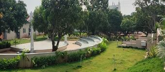 Dundi Mango Mist Resort