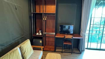 1 chambre, bureau, Wi-Fi gratuit, draps fournis