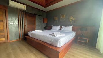Superior King Villa
