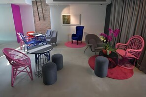 Lobby - Hi Hotel Bugis (Singapore)