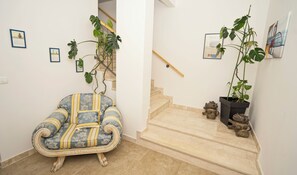 Interior - Riviera Blue - Apartment RED with sea view, balcony, hot tub and private parking (Opric)