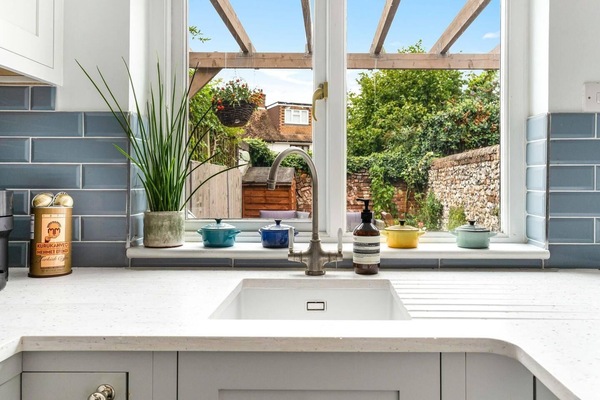 Cottage | Property grounds