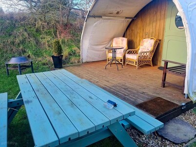 Cosy 1 Bedroom Cabin- Moon Pod