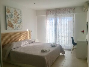 Apartment | 3 Schlafzimmer, Bügeleisen/Bügelbrett, kostenloses WLAN, Bettwäsche