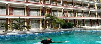 Royal Villa Beach Resort