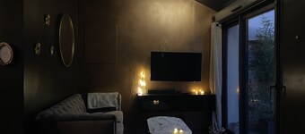 Gîte Romantique Avec SPA et Accessoires Coquins