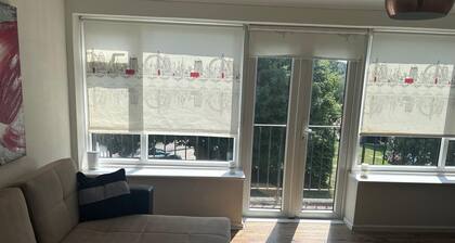 Spacious 2-bed Apartment in Hornchurch