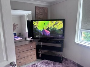 Interior - Spacious 2-bed Apartment in Hornchurch (Hornchurch)