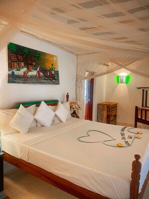 Chaumière classique | Minibar, ameublement unique, bureau