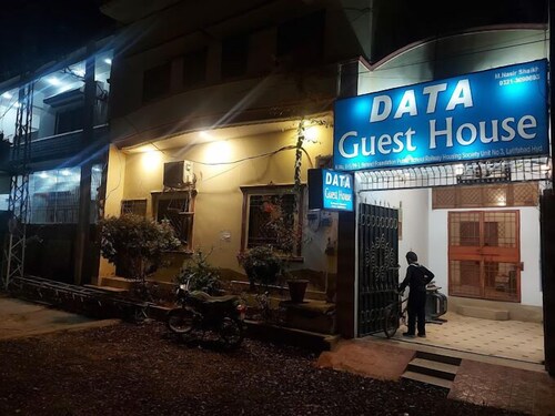 Data Guest House