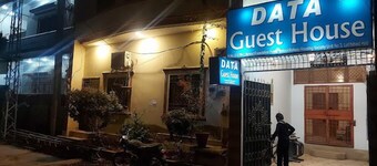 Data Guest House