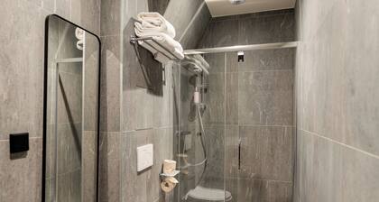 GREEN PARK HOTEL PARIS