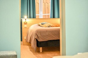 1 bedroom, travel crib, free WiFi, bed sheets