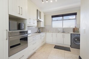 Interior - Blouberg Heights 603 (Cape Town)