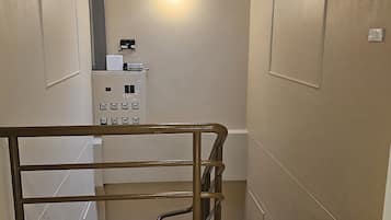 Lorong
