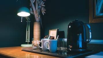 Deluxe Double Room | In-room safe, desk, laptop workspace, iron/ironing board