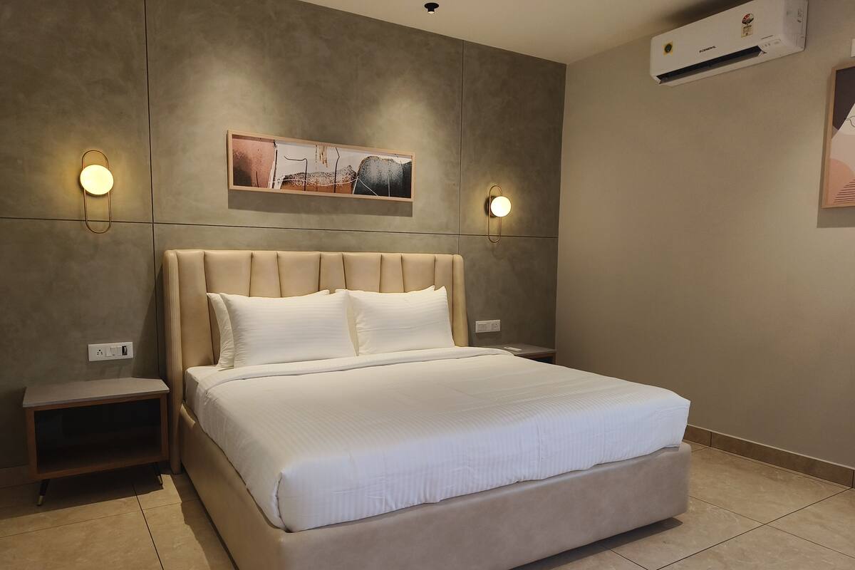 Deluxe Double Room | Desk, WiFi (free)