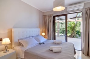 Villa, 6 habitaciones, fumadores, piscina privada | 6 dormitorios