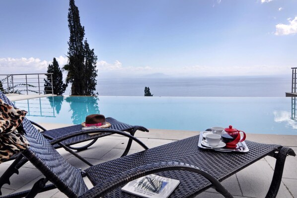 Villa, 6 habitaciones, para fumadores, alberca privada | Alberca | Alberca al aire libre 