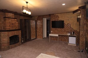 Room | Free WiFi, bed sheets - Delin Hotel (Yerevan)