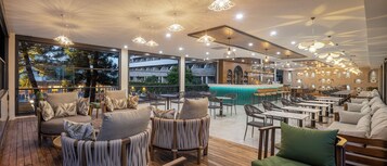 Se sirven desayunos, almuerzos y cenas