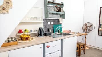 Apartment | Eigene Küche | Toaster, Küchenrolle