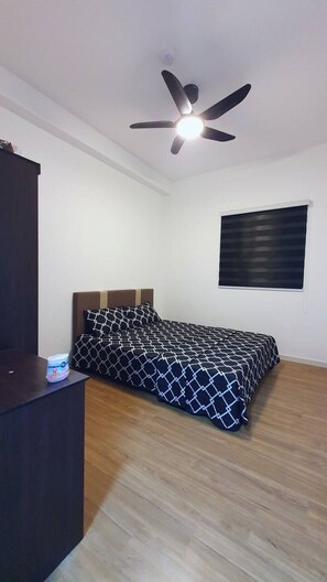 3 bedrooms - New Pool view 3 room apartment (9) (Kampung Tangkas,)