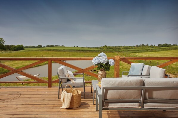 Terrace/patio - Schönes Ferienlandhaus mit Großem Garten Direkt am Wasser (Rumy 52)