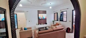 Interior - Résidence Senior (Abidjan)