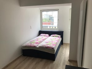 2 bedrooms, iron/ironing board, free WiFi, bed sheets - Rona 2xzimmerwohnung (Darmstadt Arheilgen)