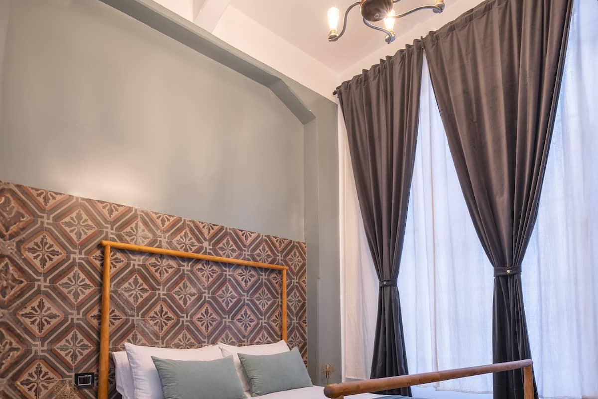 1 bedroom, desk, laptop workspace, blackout curtains