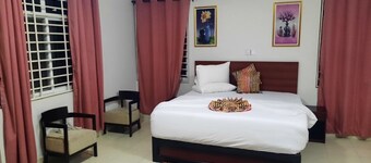 伊夫阿·阿诺阿酒店公寓