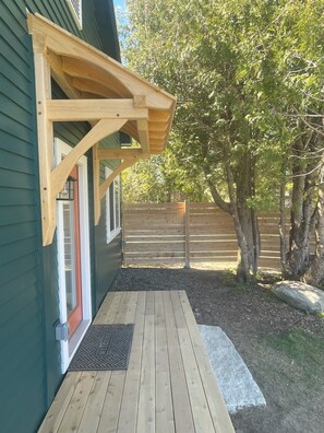 Terrace/patio - Five minute walk to Acadia National Park! Come stay at Adi's Mountain View (Tremont)