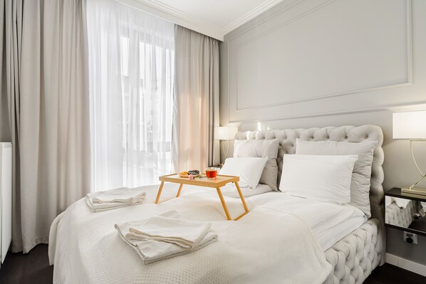 1 Schlafzimmer, individuell dekoriert, individuell eingerichtet