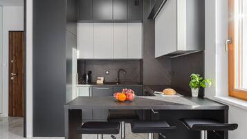 Premium Apartment | Private kitchen | Full-size fridge, oven, stovetop, dishwasher